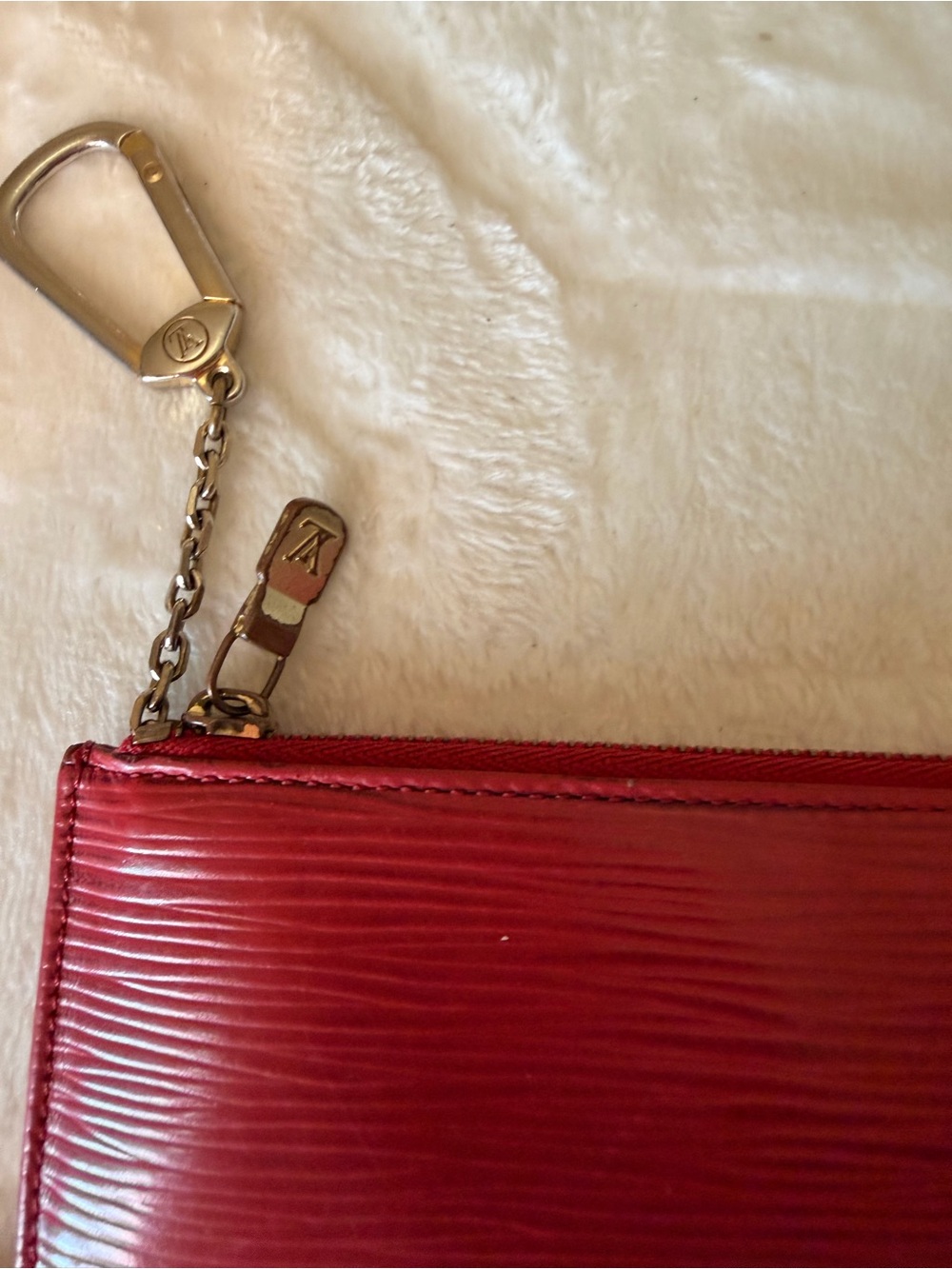 Louis Vuitton Red Epi Leather Key Cles/Pouch with Gold Hardware - Picture 2 of 16